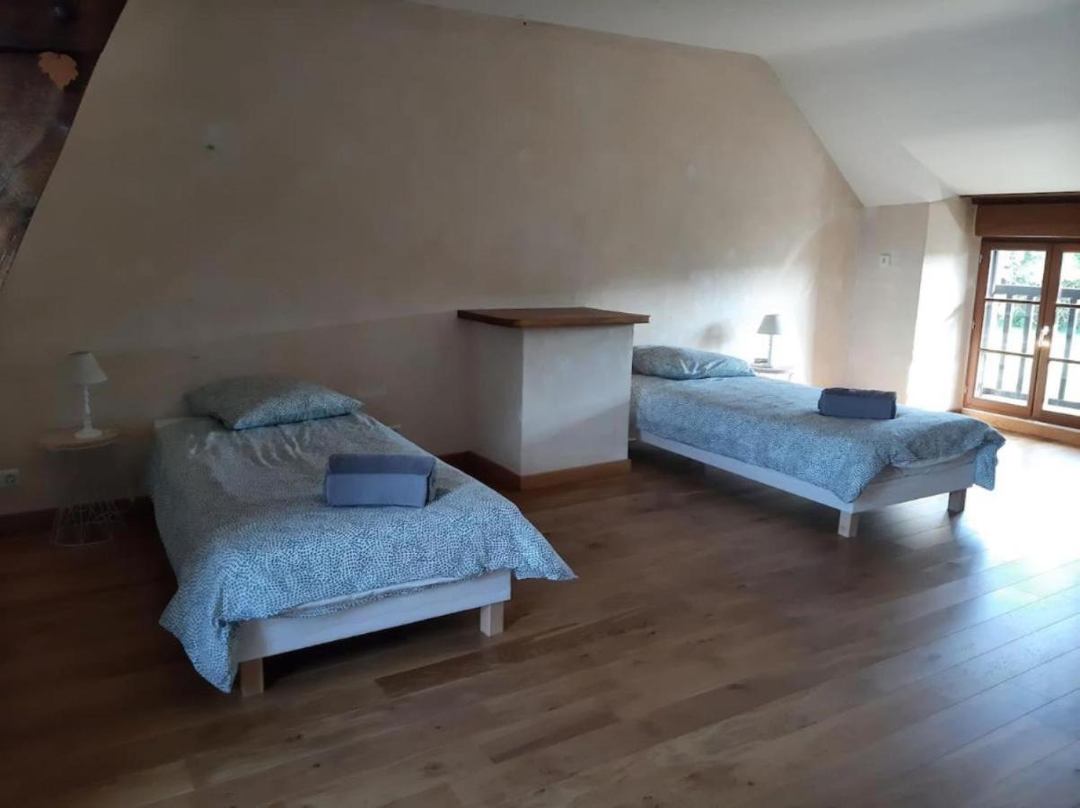 Вилла Longere Familiale Melesse Экстерьер фото